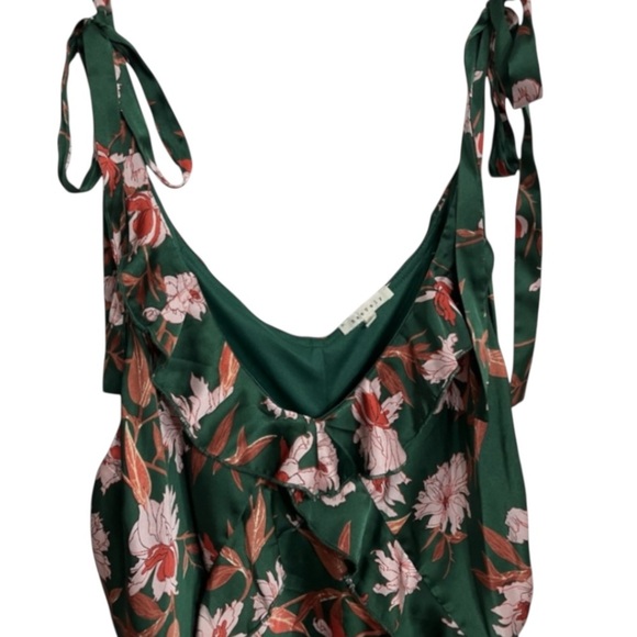 Baevely Green Floral Dress - Picture 2 of 3